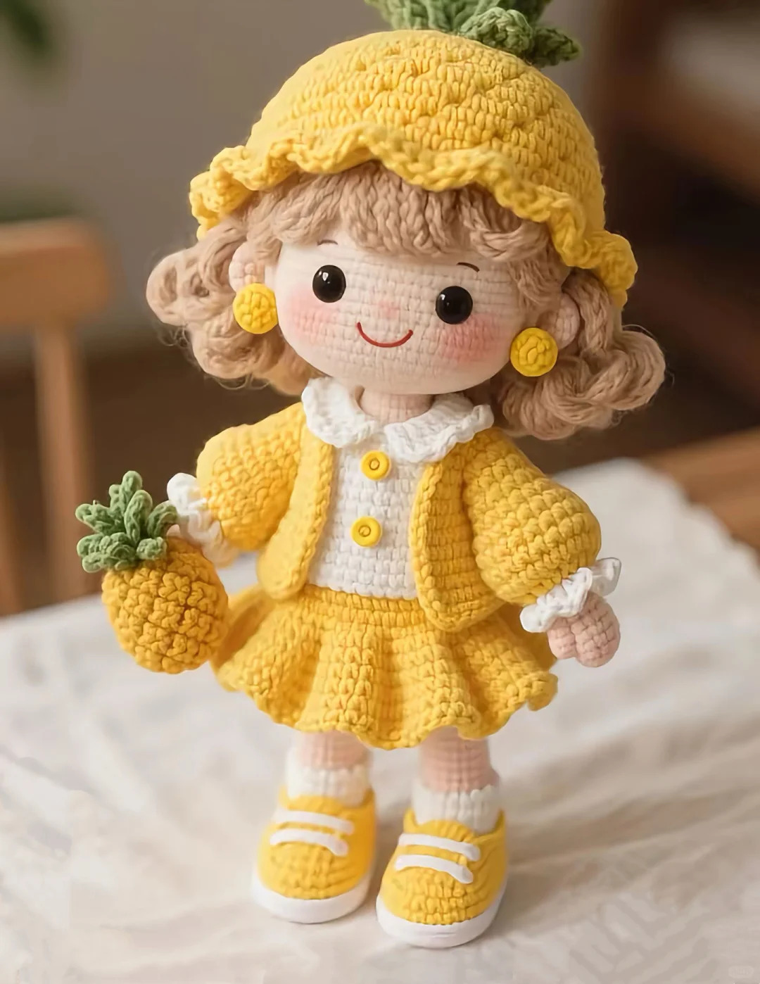 Ragazza ananas all'uncinetto (con illustrazioni)