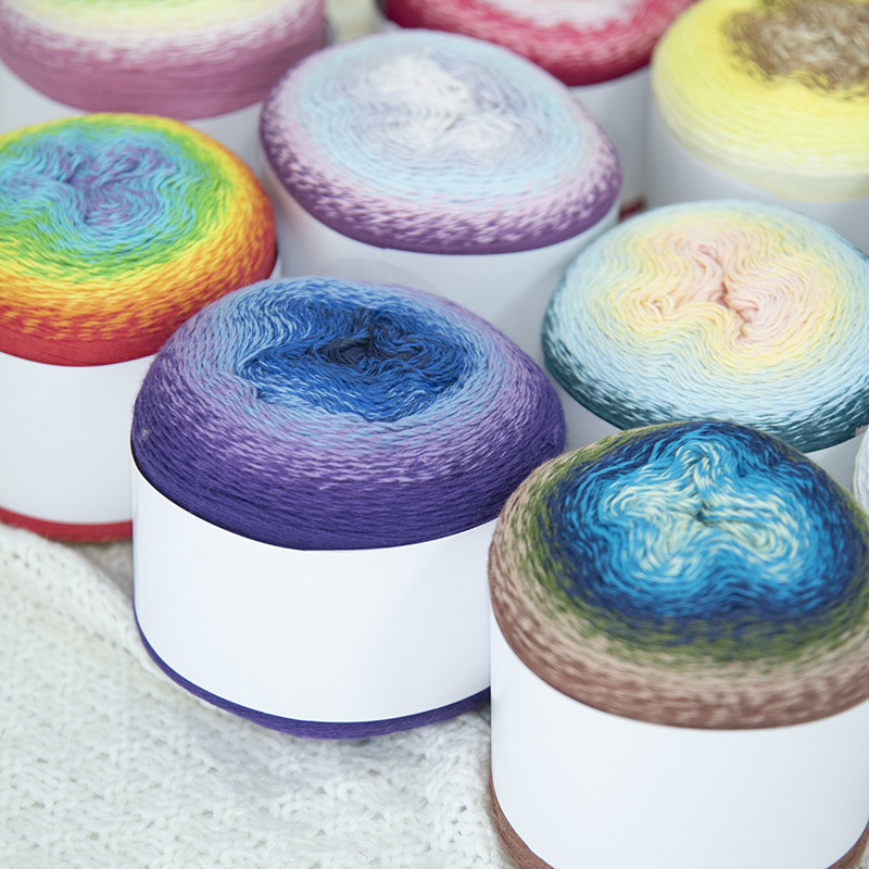 اومبری کیک نیک ڈائی کارڈڈ کاٹن تھریڈ - OEKO-TEX® اسٹینڈرڈ مصدقہ، 60% کاٹن اور 40% ایکریلک، 220G (980 گز) فی کیک، کمبل، شالوں، اسکارف اور سویٹ کے لیے رینبو رنگ کے ہاتھ سے بنا ہوا سوت